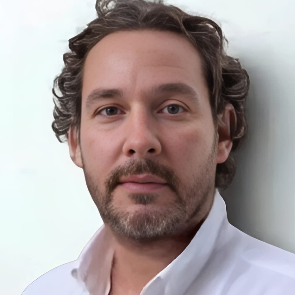 Dr. Maximiliano Berro, Tesorero – Uruguay